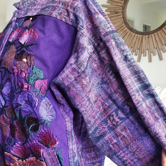 Guatemalan Cotton Purple Embroidered Zip Front Knit Coat - Picture 3 of 11